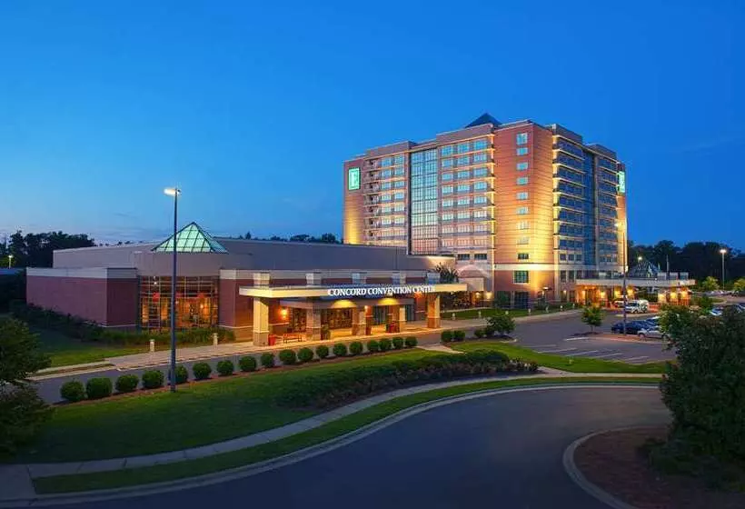ホテル Embassy Suites By Hilton Charlotte Concord Golf Resort & Spa