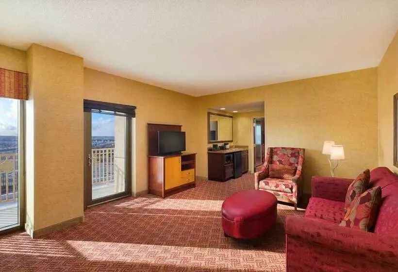 ホテル Embassy Suites By Hilton Charlotte Concord Golf Resort & Spa