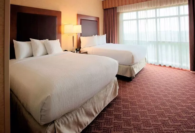 ホテル Embassy Suites By Hilton Charlotte Concord Golf Resort & Spa