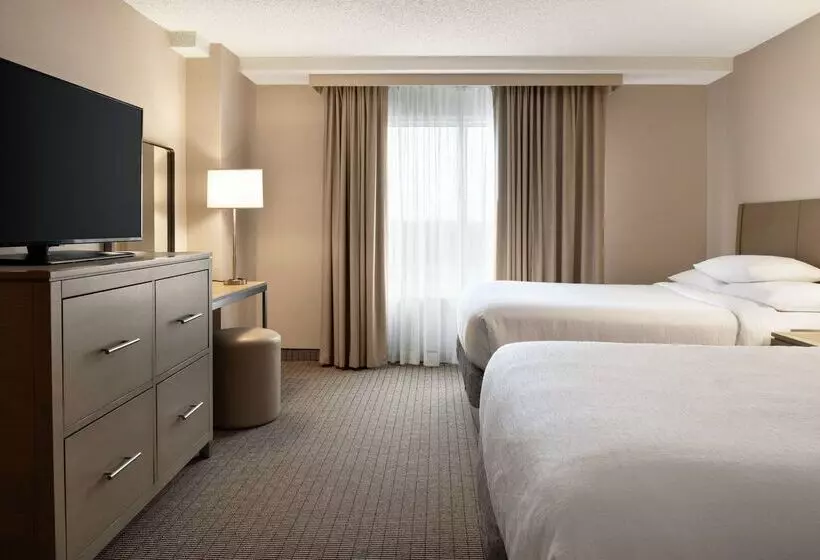 فندق Embassy Suites By Hilton Cleveland Rockside