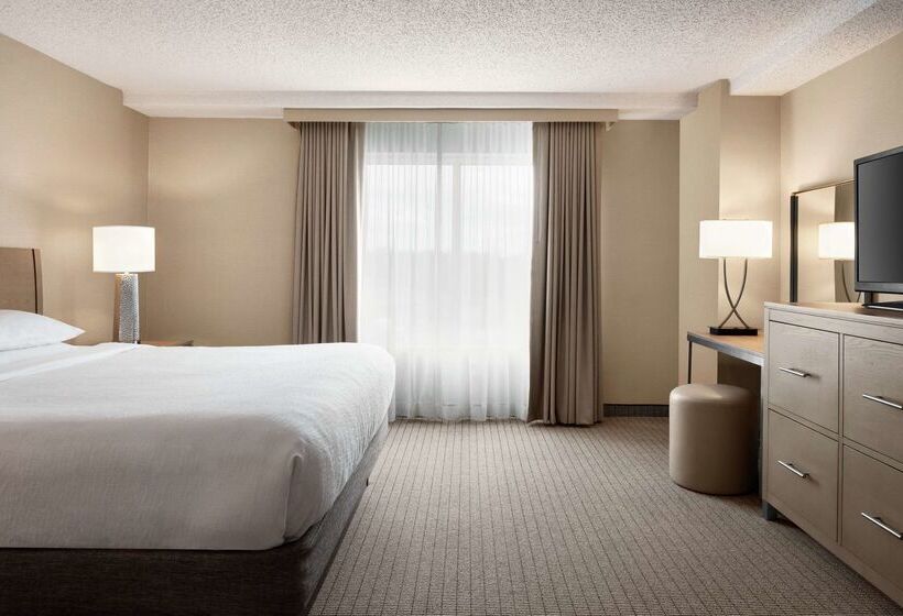 فندق Embassy Suites By Hilton Cleveland Rockside