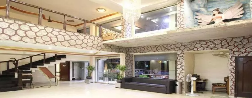 فندق Grand Arjun