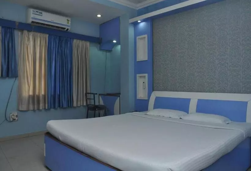 فندق Grand Arjun