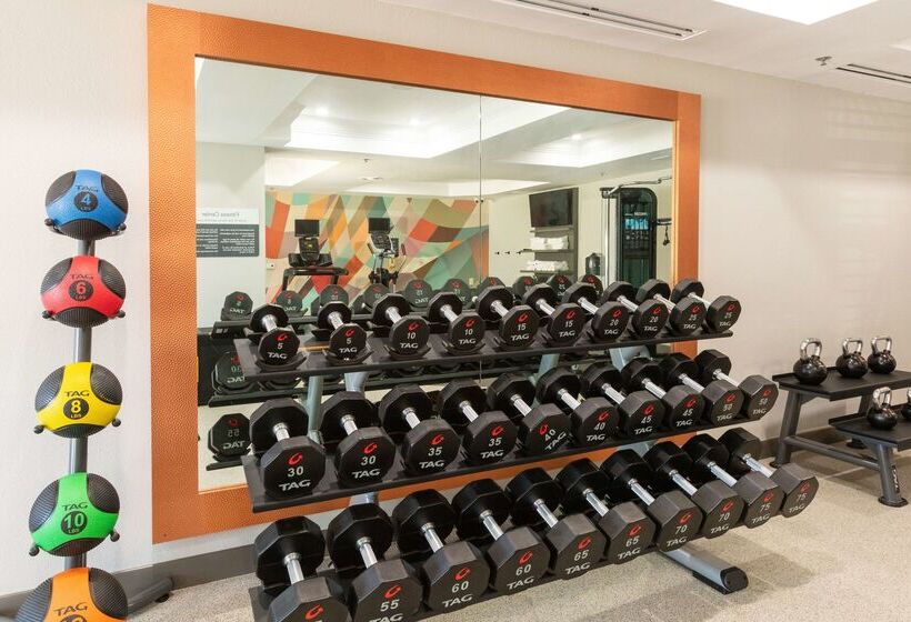 Отель Hilton Garden Inn Daytona Beach Airport