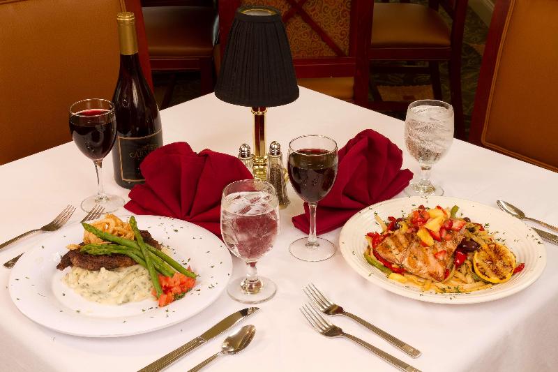 Отель Hilton Garden Inn Daytona Beach Airport