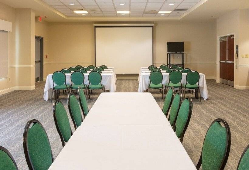 Отель Hilton Garden Inn Daytona Beach Airport