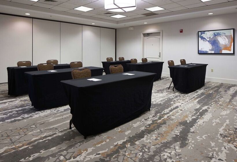 فندق Hilton Garden Inn Evansville