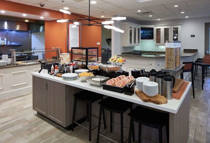 فندق Hilton Garden Inn Evansville