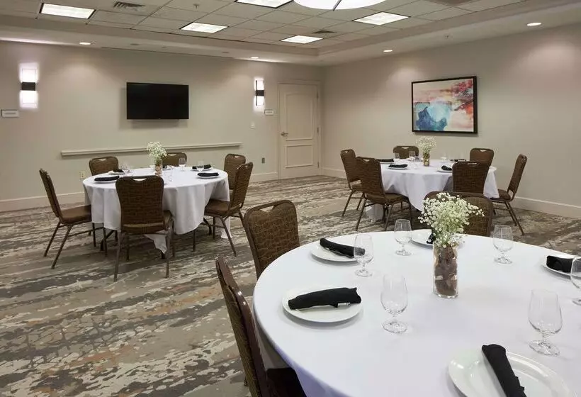 בית מלון כפרי Hilton Garden Inn Evansville