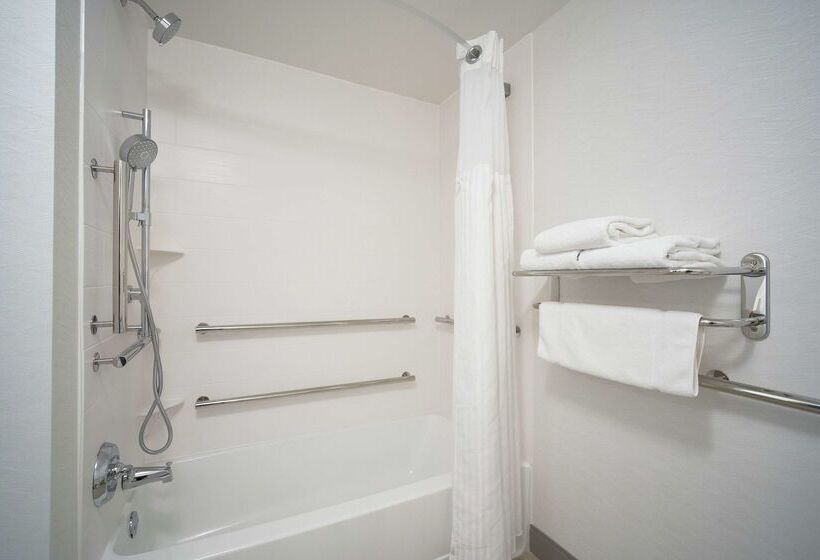 فندق Hilton Garden Inn Evansville