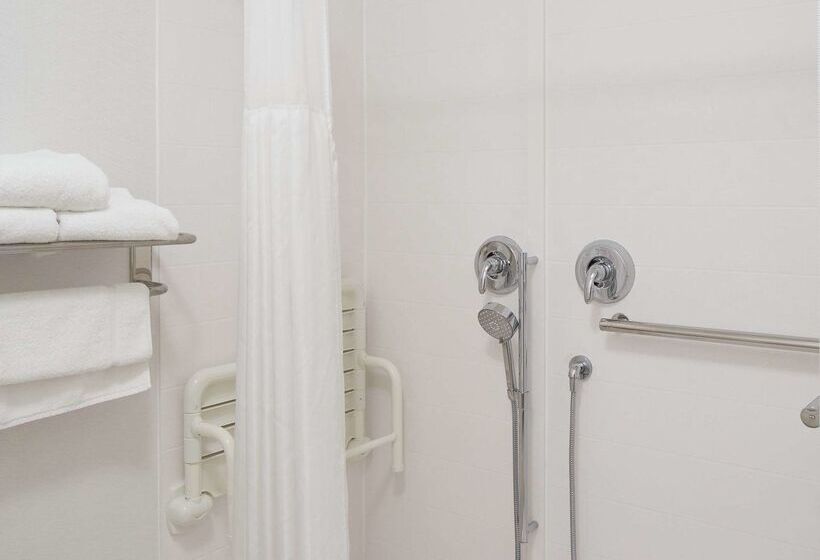 فندق Hilton Garden Inn Evansville