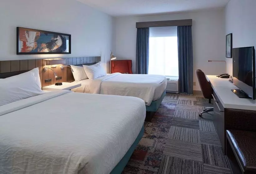 בית מלון כפרי Hilton Garden Inn Evansville