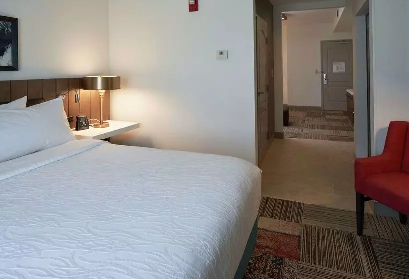 בית מלון כפרי Hilton Garden Inn Evansville