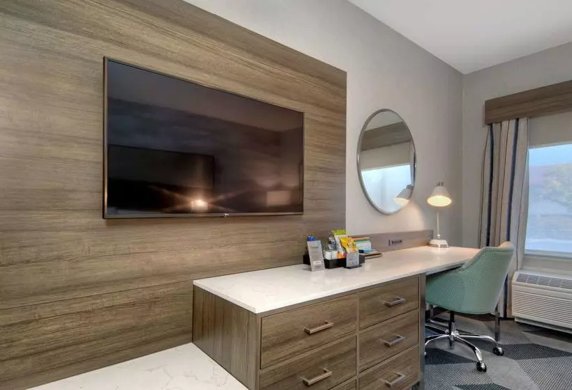 בית מלון כפרי Hilton Garden Inn Livermore