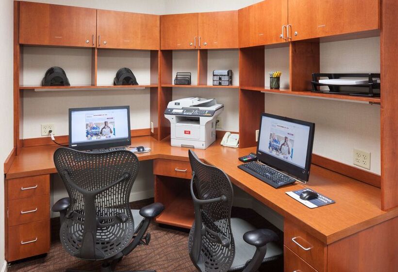 فندق Hilton Garden Inn Savannah Airport