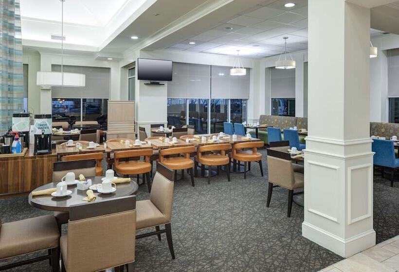 فندق Hilton Garden Inn Savannah Airport