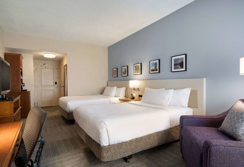 בית מלון כפרי Hilton Garden Inn Wilkes Barre