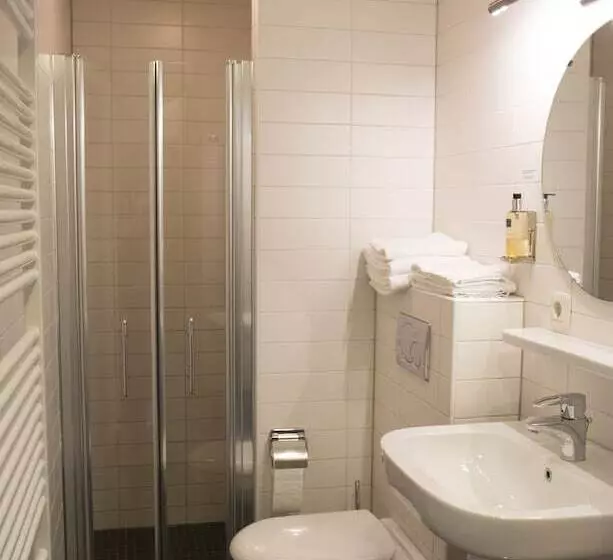 Отель Hof Van Putten