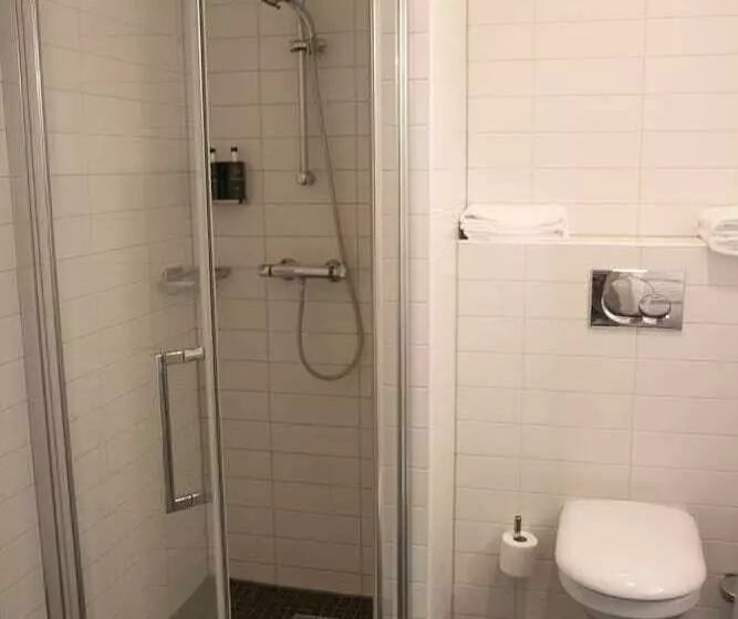 Отель Hof Van Putten