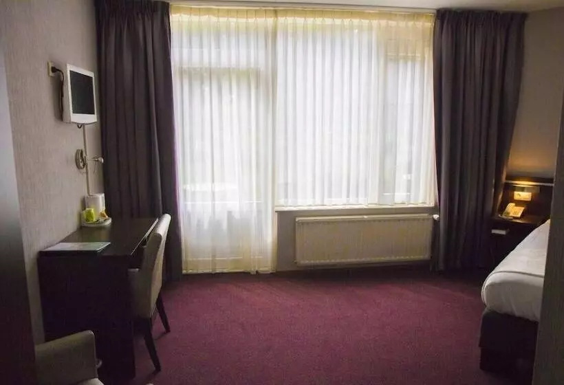 Отель Hof Van Putten