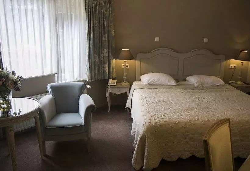 Отель Hof Van Putten