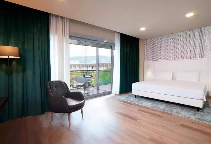 Hotel Holiday Inn Nola   Naples Vulcano Buono, An Ihg