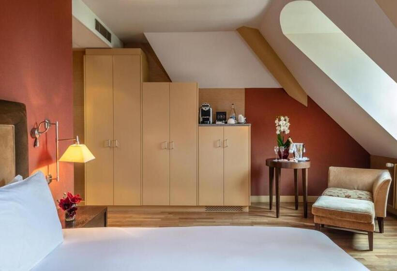 هتل Hôtel Résidence Parc Des Eaux Vives