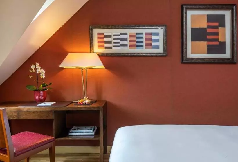 هتل Hôtel Résidence Parc Des Eaux Vives