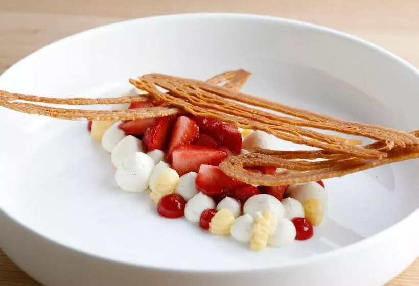 هتل Hôtel Résidence Parc Des Eaux Vives