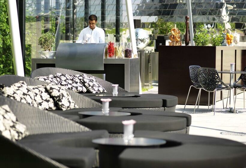 Отель Hyatt Regency Dusseldorf