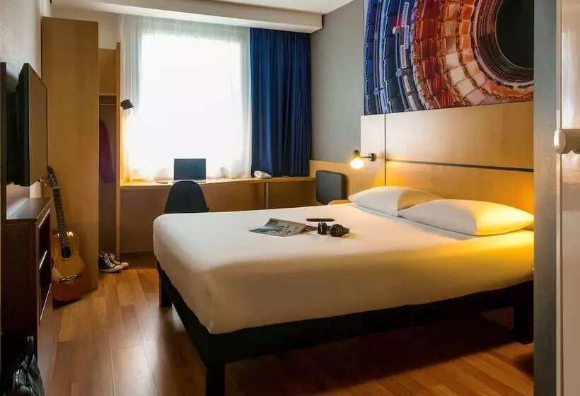 Отель Ibis Geneve Petit Lancy