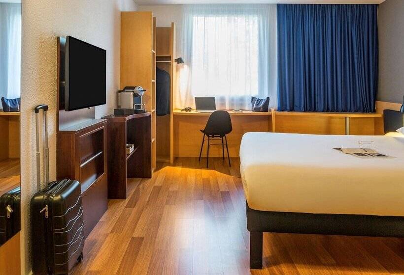 בית מלון כפרי Ibis Geneve Petit Lancy