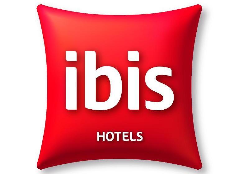 Отель Ibis Oviedo