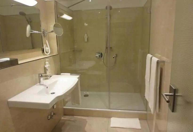 בית מלון כפרי Ludwig Im Park