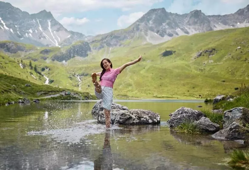 هتل Robinson Arosa   Adults Only