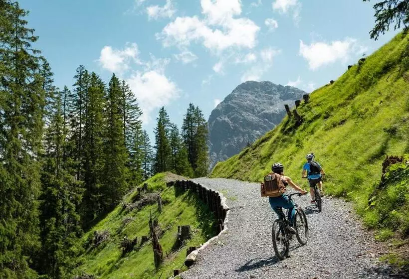 هتل Robinson Arosa   Adults Only