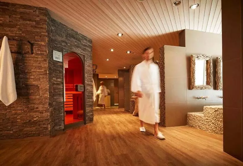 هتل Robinson Arosa   Adults Only