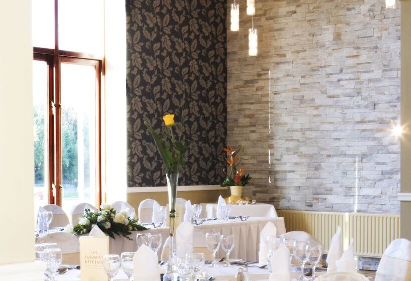 בית מלון כפרי The Farmers Kitchen