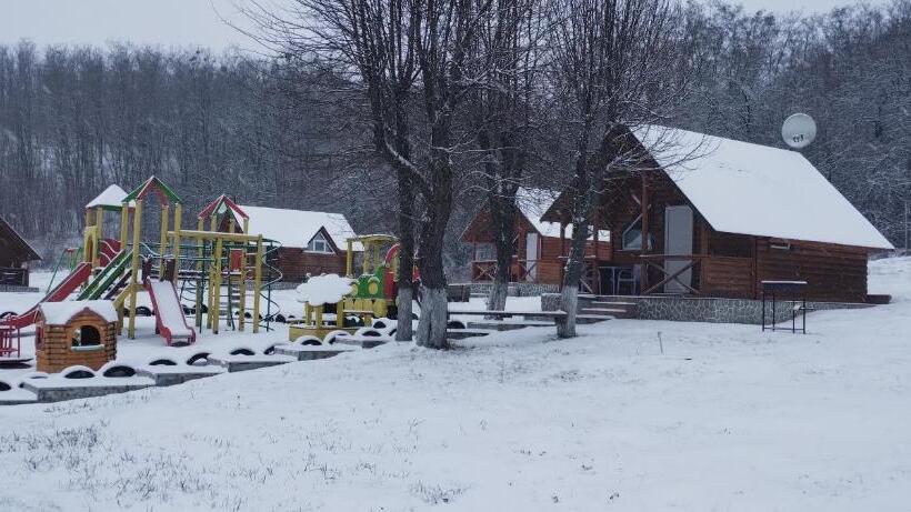 ユースホステル шафран