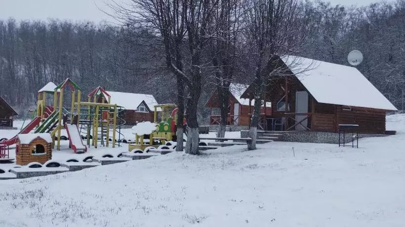 Retkeilymaja шафран