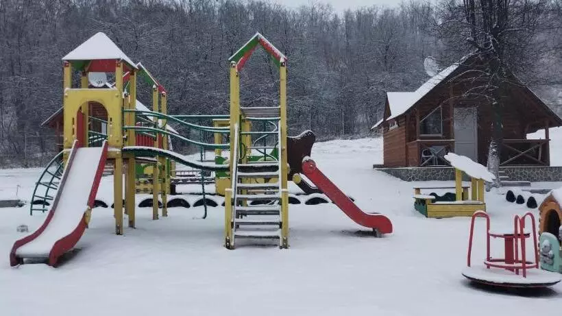 Retkeilymaja шафран