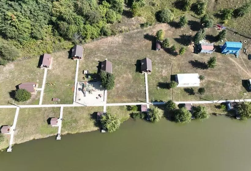 Retkeilymaja шафран