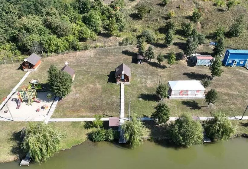 Retkeilymaja шафран