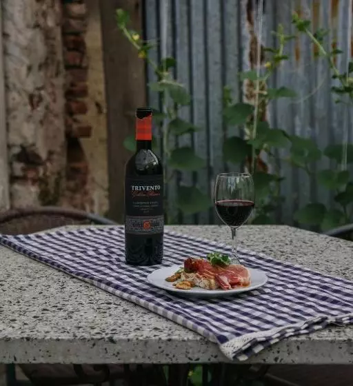 Aamiaismajoitus (B&B) Versión Moreno