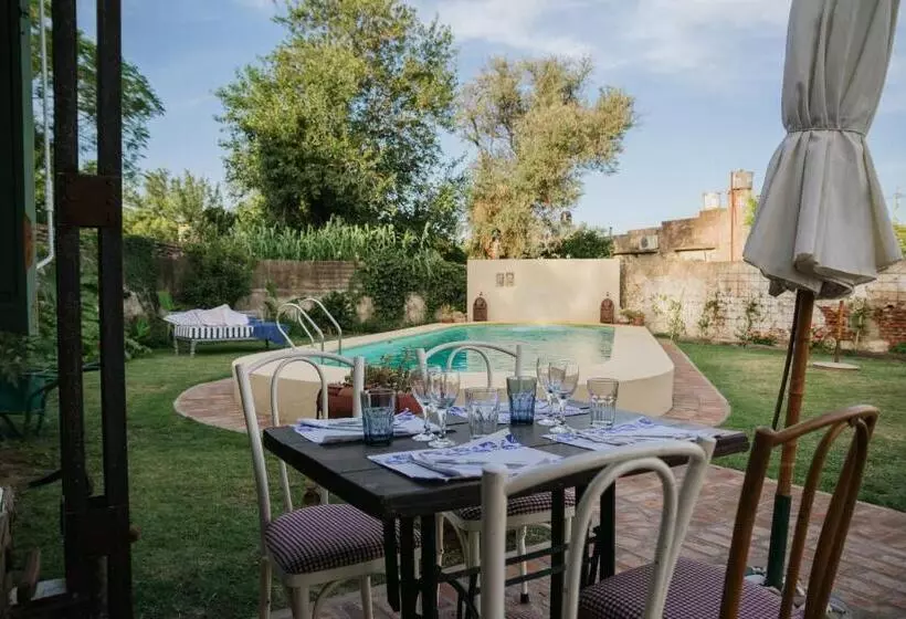 Aamiaismajoitus (B&B) Versión Moreno