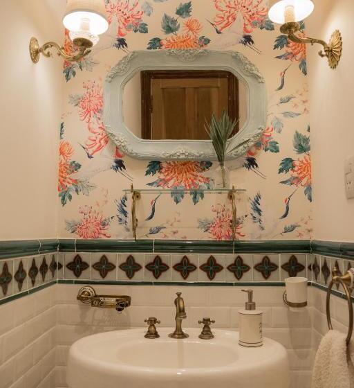 צימר Versión Moreno