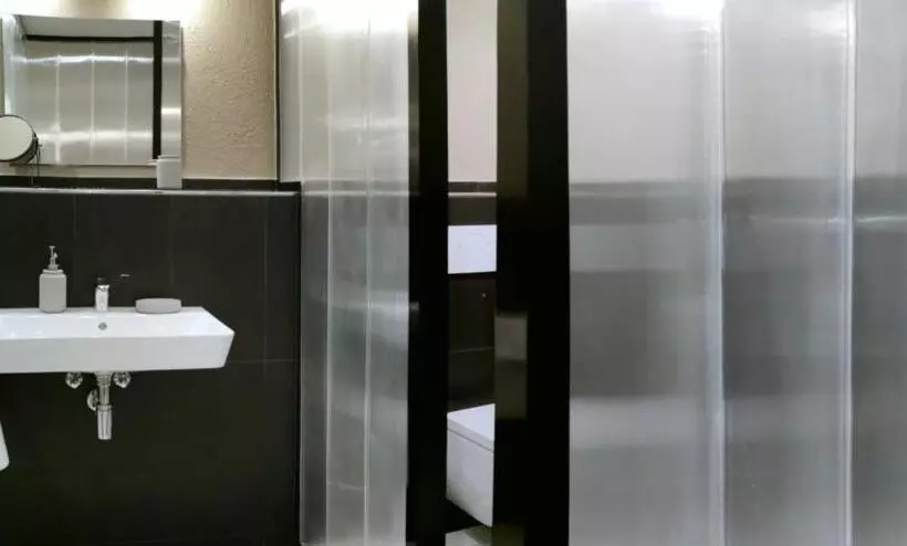 ベッドアンドブレックファースト Zum G Leut