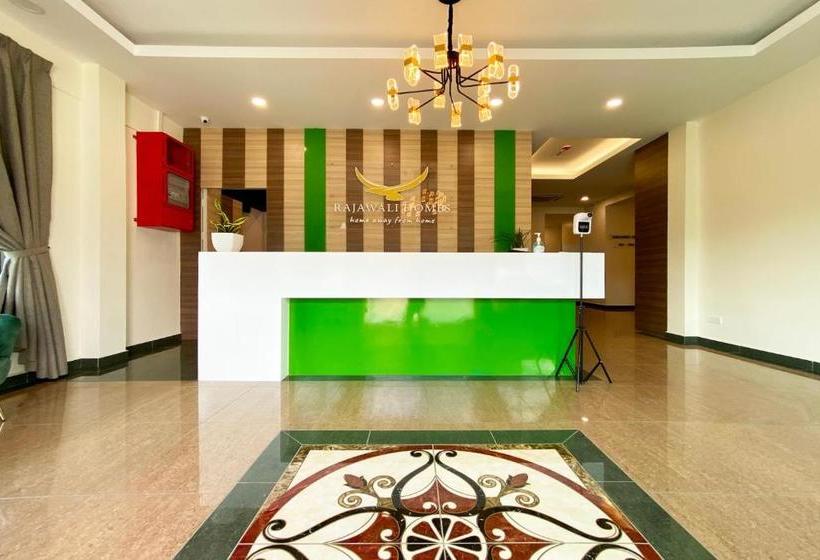 בית מלון כפרי Rajawali Homes Kota Marudu