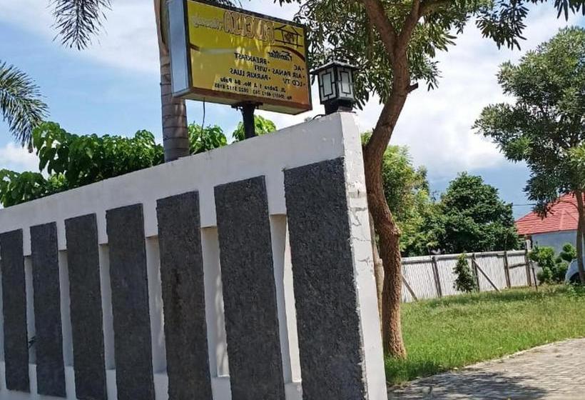 فندق Fidelia Homestay Palu Mitra Reddoorz