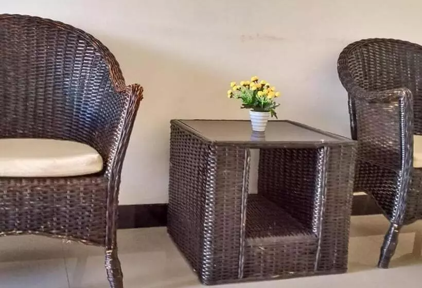 Hotelli Fidelia Homestay Palu Mitra Reddoorz